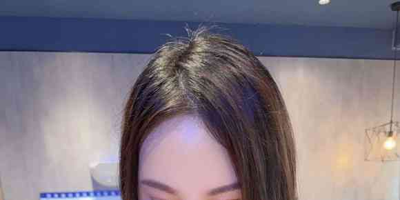 兼职小姐姐落月，长腿撩人风骚